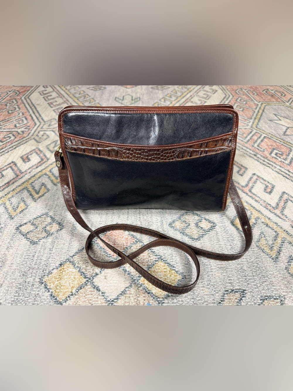 Vintage 90’s Brahmin Moc Croc Embossed Leather Crossbody Purse Black Brown